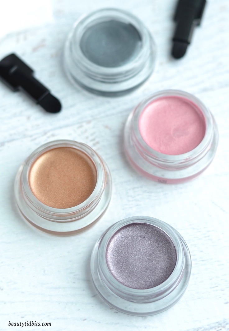 If you like creme eyeshadows, you NEED to try these new drugstore darlings from Revlon ColorStay! 